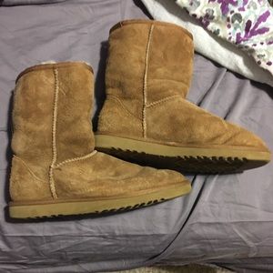 UGG brand boots. Woman size 7