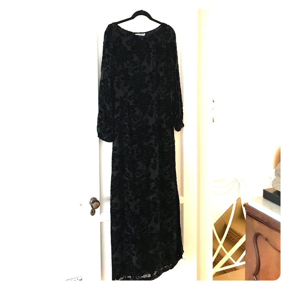 Black long lace evening dress with shimmer