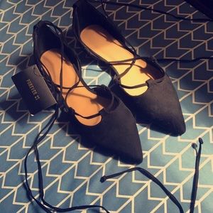 Forever 21 black flat shoes
