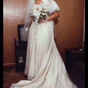 Wedding dress