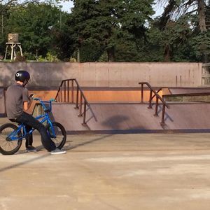 Meet your Posher, Logan