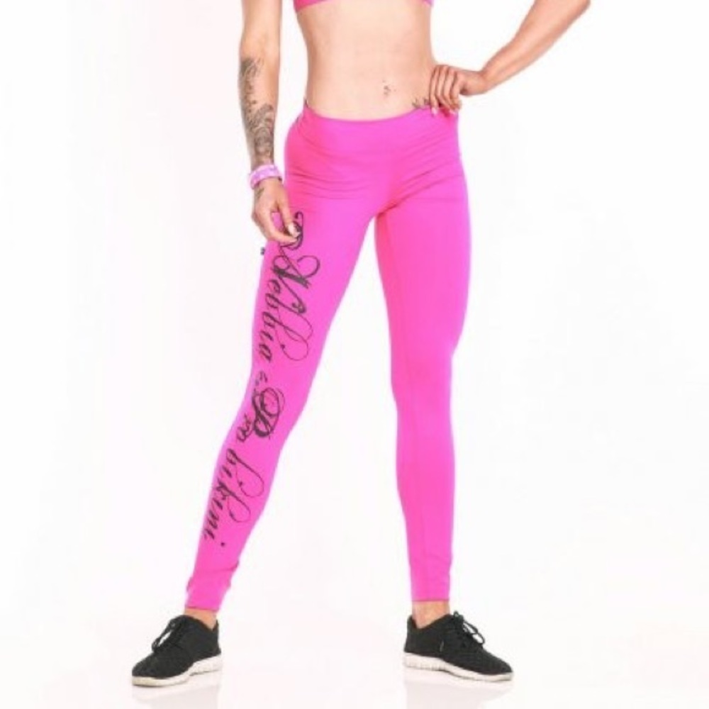 Nebbia Push Up Booty Scrunch Leggings