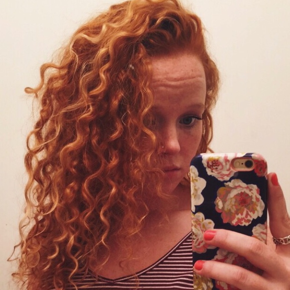 Meet your Posher, Courtney