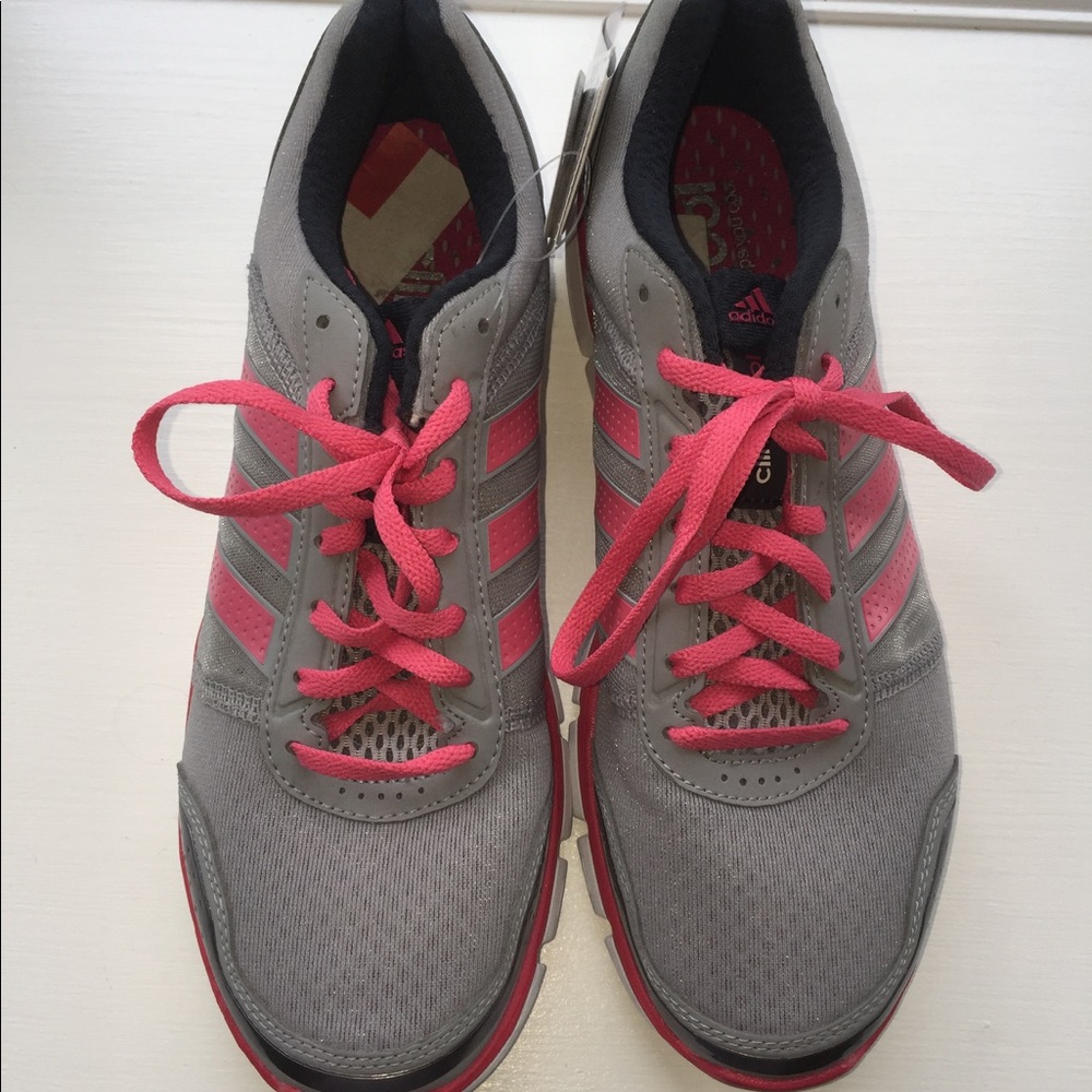 NWT Adidas sneakers