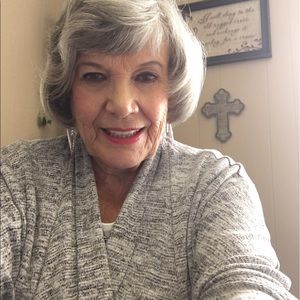 Meet your Posher, Carolyn