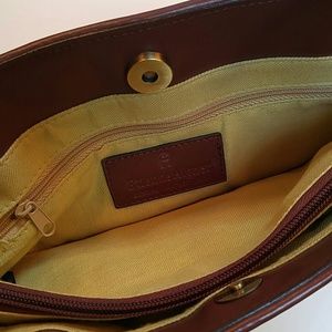 Etienne Aigner Bags - Perfect Aigner Summer to Fall Handbag Etienne Aigner Bags - Perfect Aigner Summer to Fall Handbag