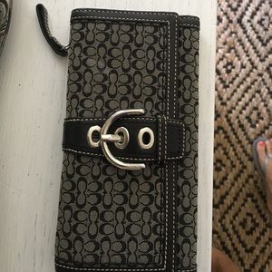 Coach Wallet - Black.