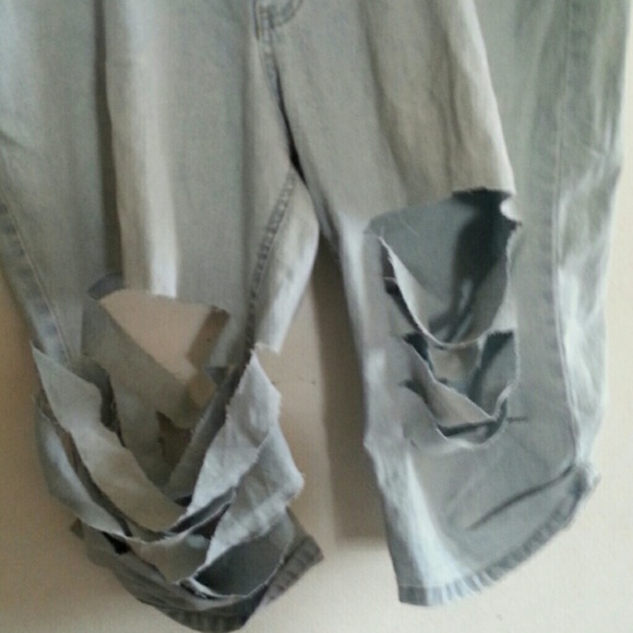 Size 22 Plus Size Distressed Stretchy Jeans - Picture 5 of 5