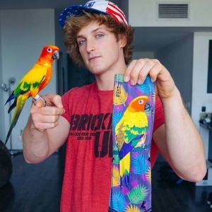 Meet your Posher, Eduardo