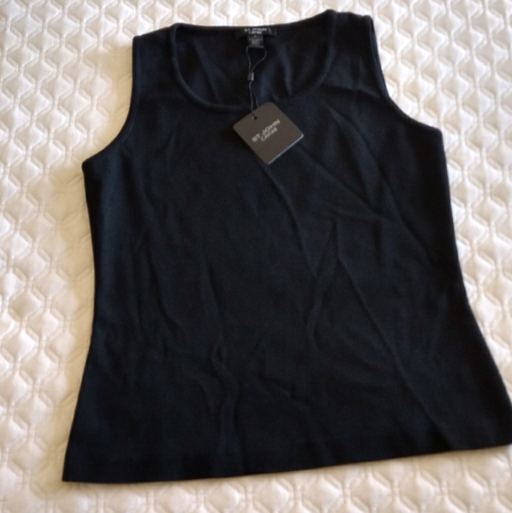 St. John Caviar size S black sleeveless blouse