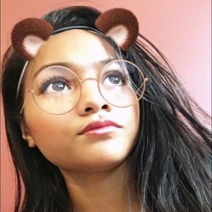 Meet your Posher, Kauilani