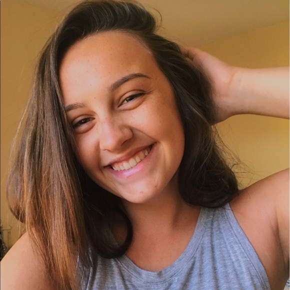 Meet your Posher, Maggie - Picture 1 of 1