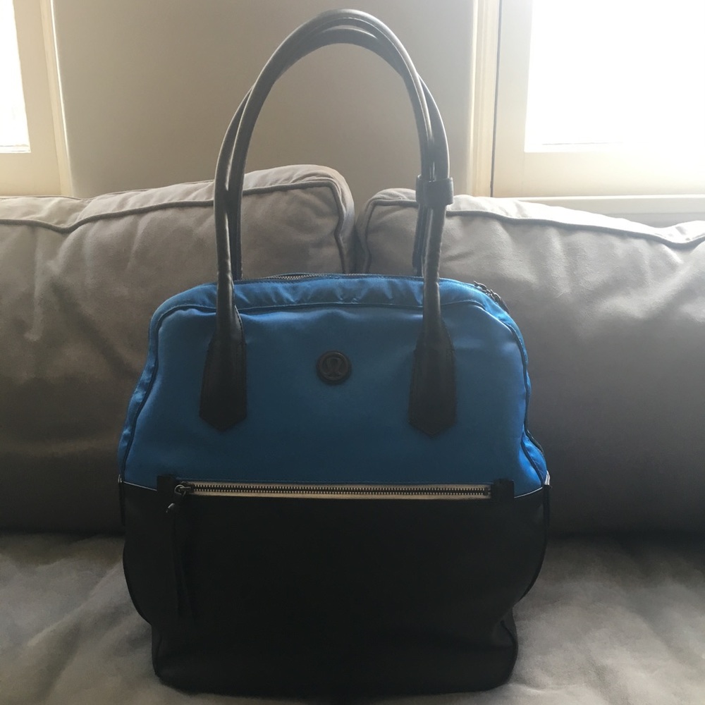 Lululemon Happy Hatha Hour Bag