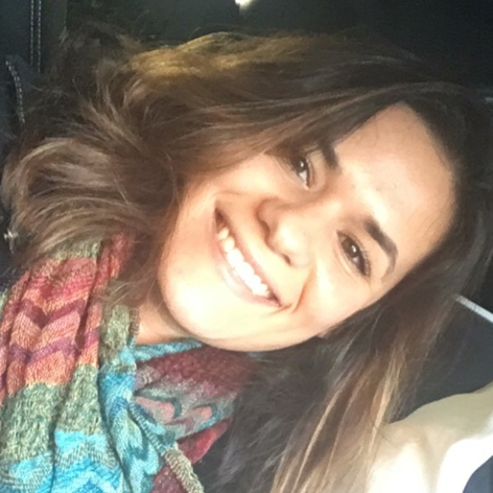 Meet your Posher, Camila