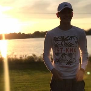 Meet your Posher, Anthony