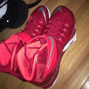 Lebron soldier 8 size 12 haven't been worn