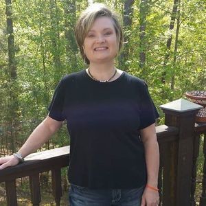 Meet your Posher, Sharon