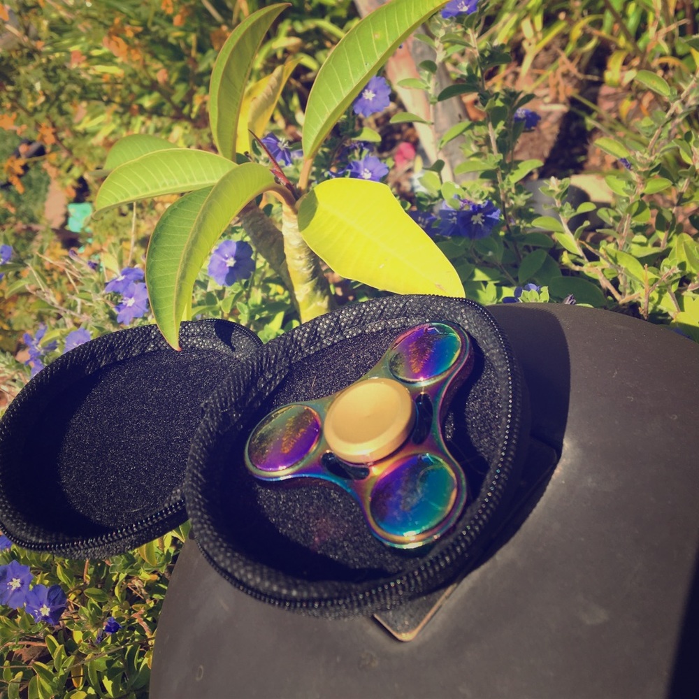 Rainbow fidget spinner🌈*Price Drop!!*