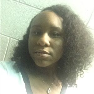 Meet your Posher, Brianna