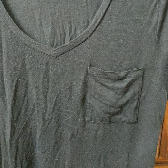 Black Tee Shirt - Picture 2 of 3