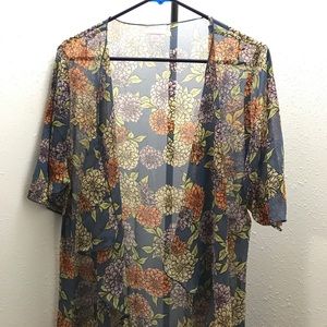 SOLD ON MERC@Ri LulaRoe Shirley Floral Blue