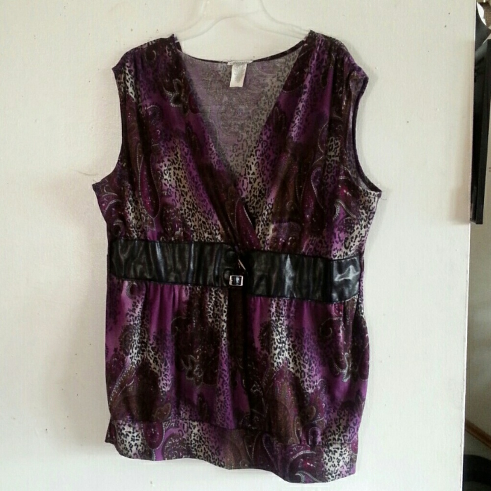 Brand New 3x STRETCHY Sleeveless Blouse