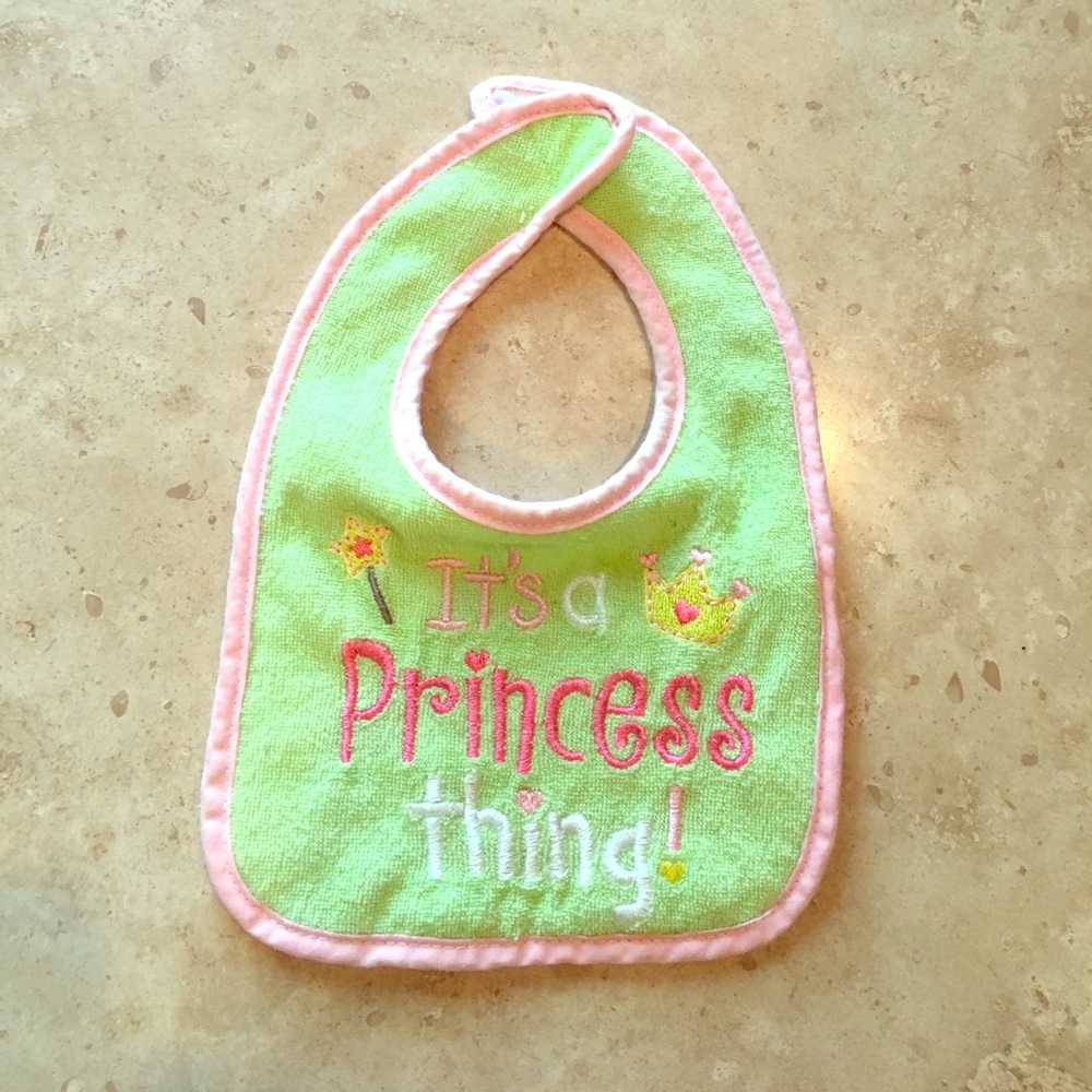 Cute green and pink "It's a princess thing!" bib!