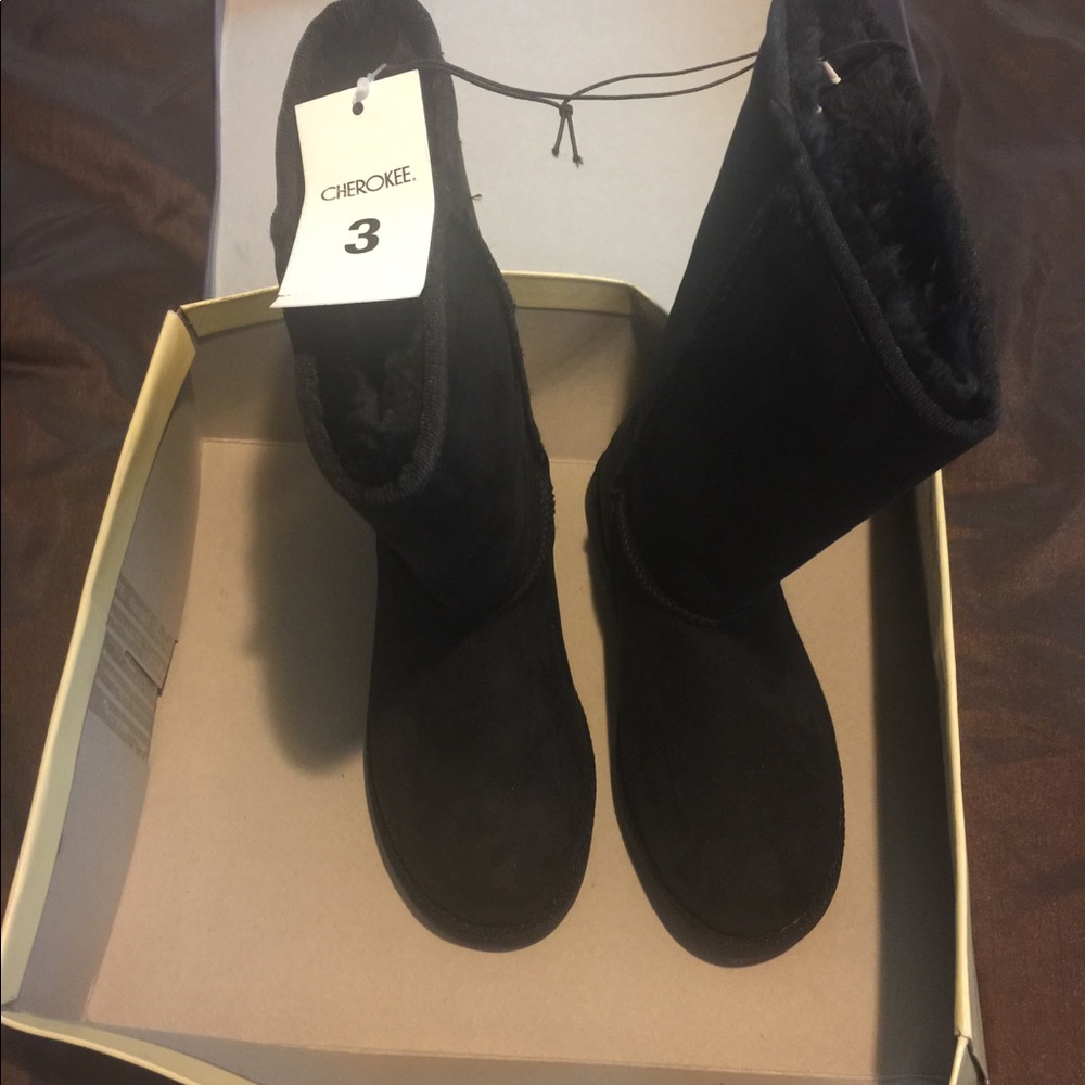 Girls boots