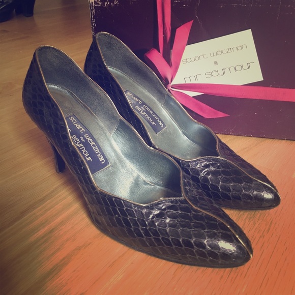 Vintage black snake skin Stewart Weitzman heels - Picture 1 of 4