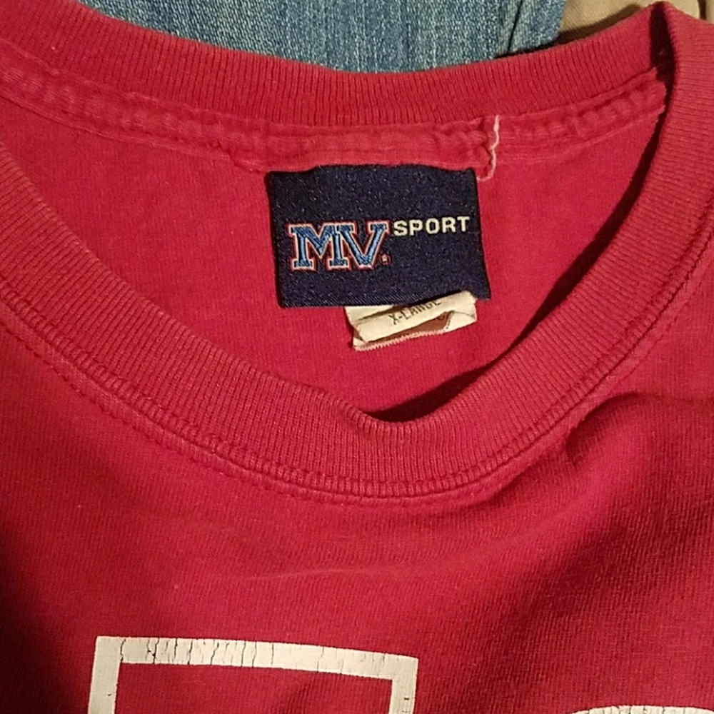 Razorbacks shirt - Picture 3 of 3