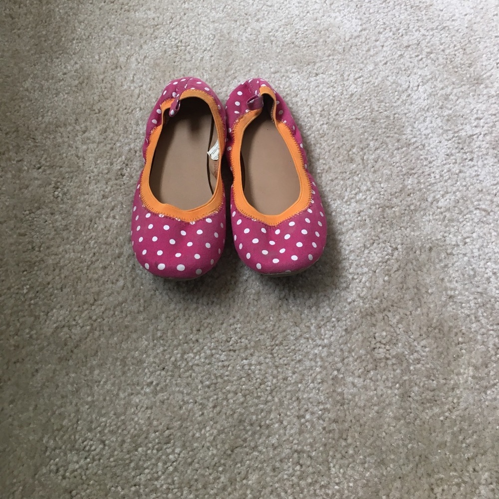 Polka dot flats