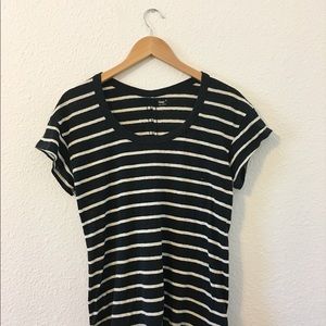 GAP Black & White Striped Tee