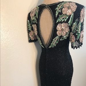 Vintage Dresses - Stunning Vintage Silk Beaded Sequin Cocktail dress Vintage Dresses - Stunning Vintage Silk Beaded Sequin Cocktail dress
