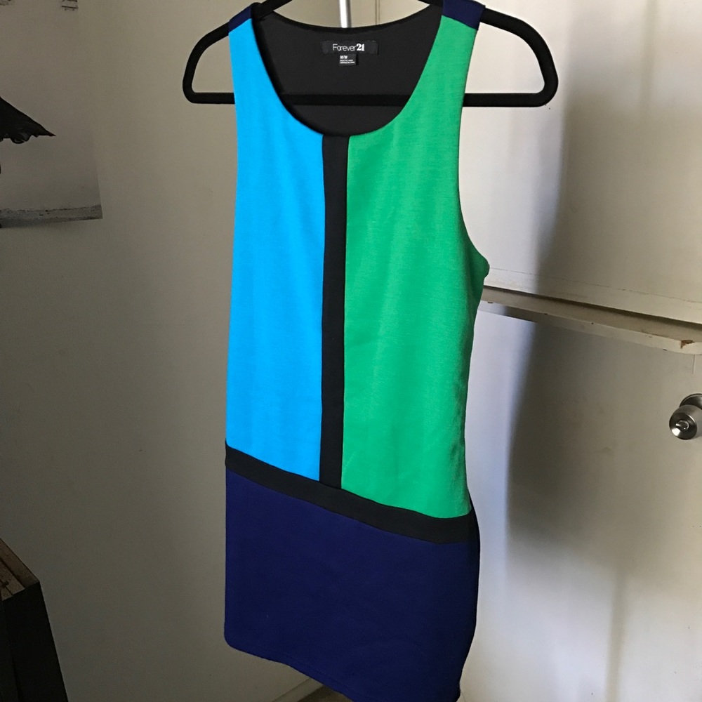 CLEARANCE $5 SALE! Mod bodycon