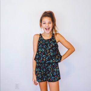 Airy black romper
