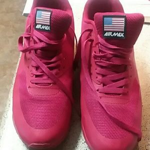 All red air max nikes