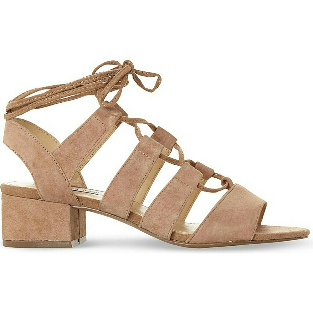 Steve Madden lace up shoes