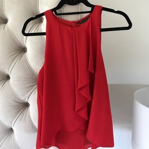 Red top by Zara in Size S !! ❤️🙌🏼be that lady!