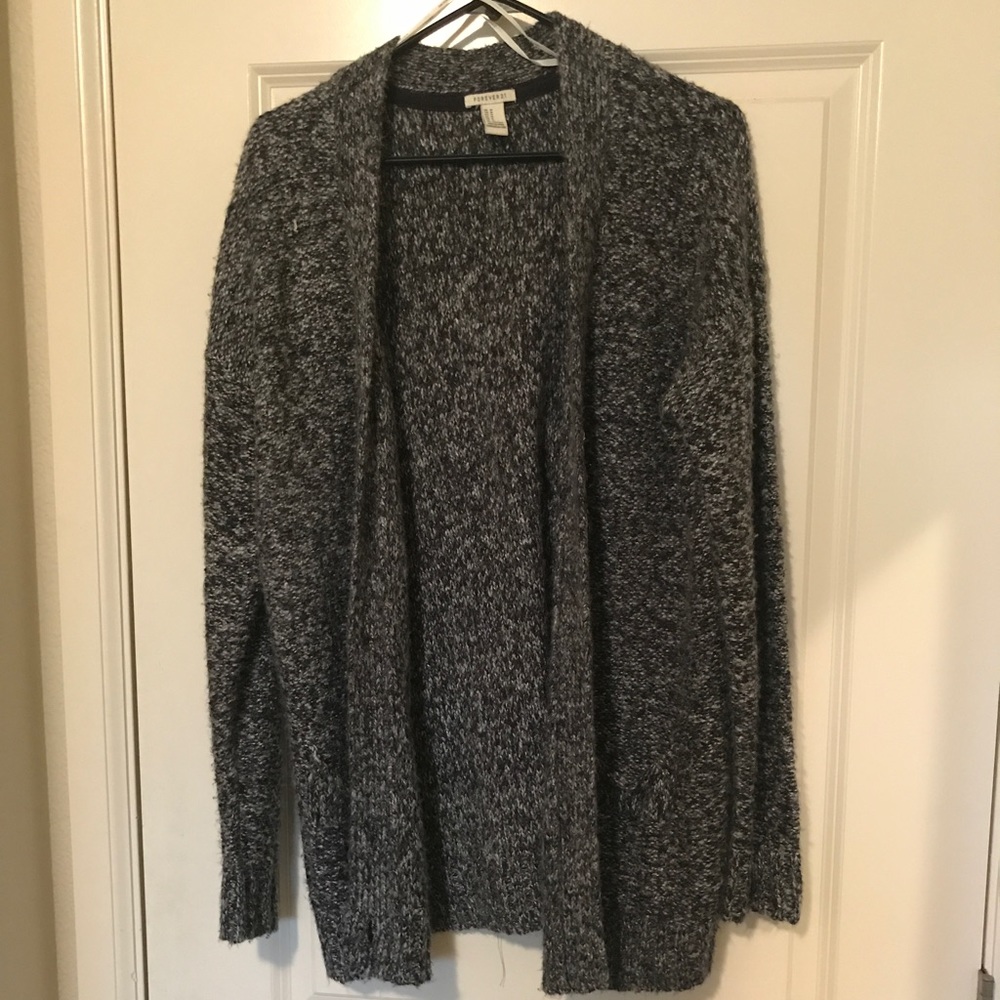 Forever 21 chunky cardigan M