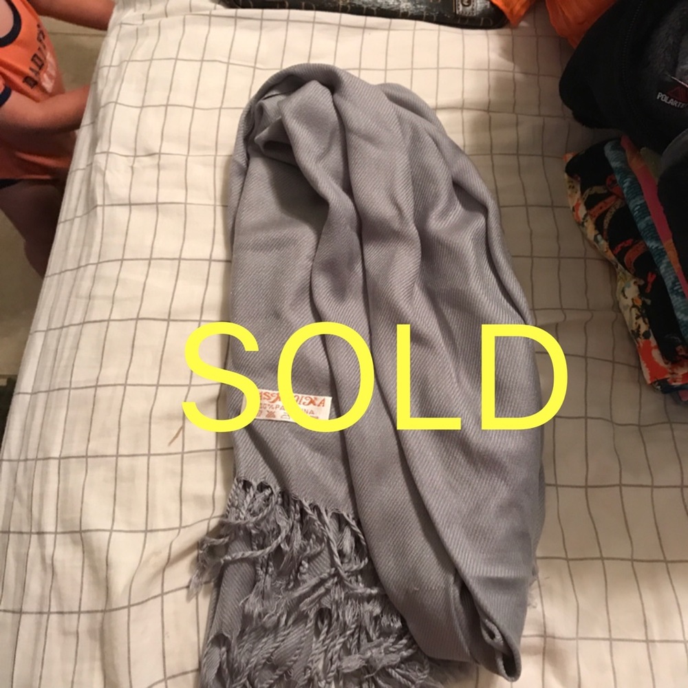 Grey Scarf, NWOT
