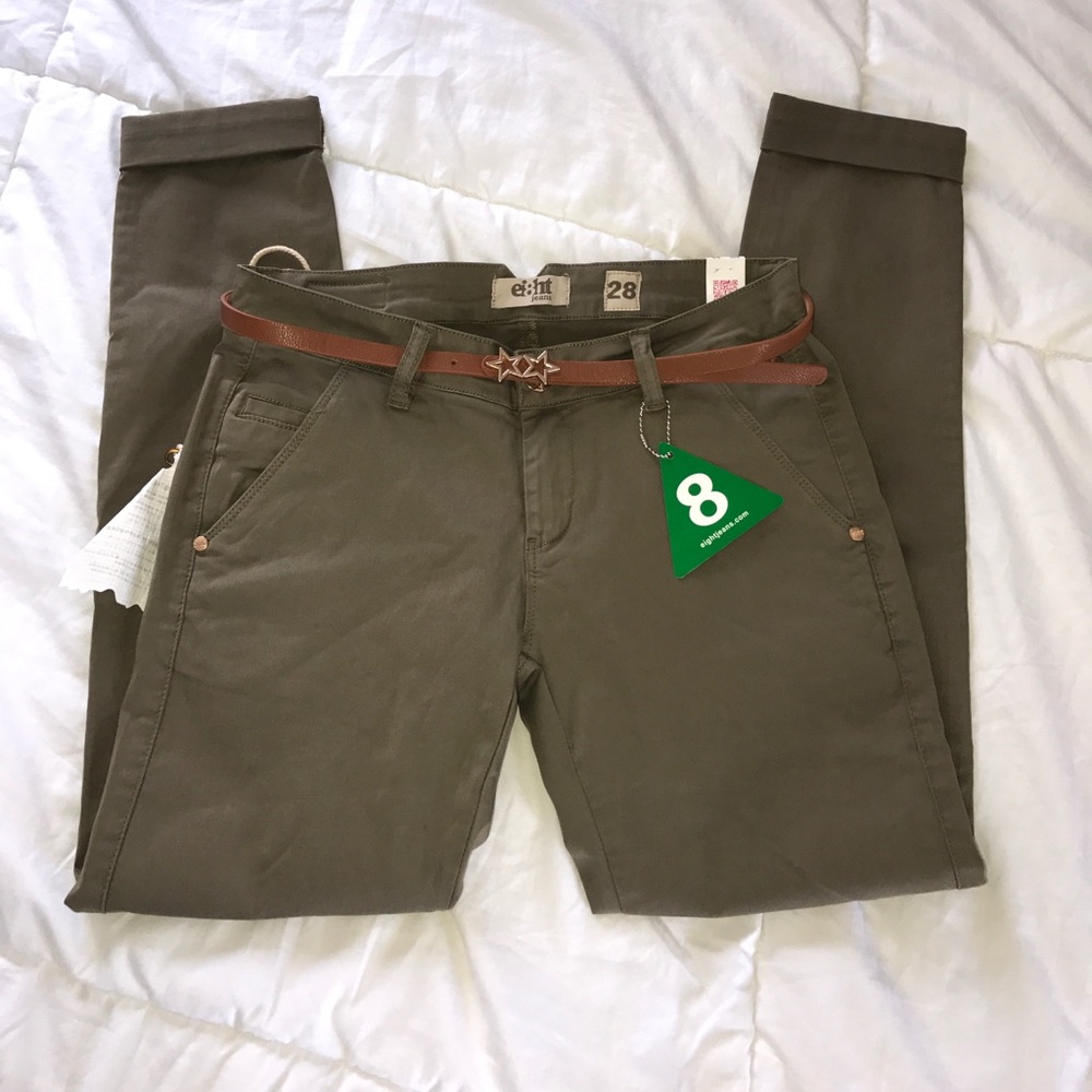 Brand new pants - Picture 3 of 3