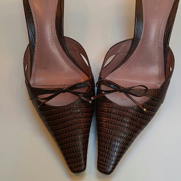 Beautiful ladylike kitten heels! - Picture 4 of 5