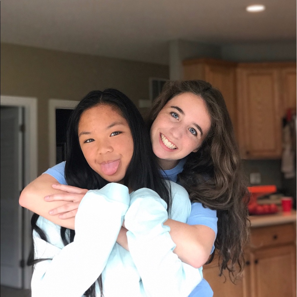 Meet your Posher, Shea