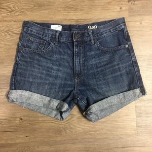 GAP Sexy Boyfriend Short