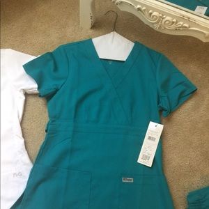 Scrub Top bundle