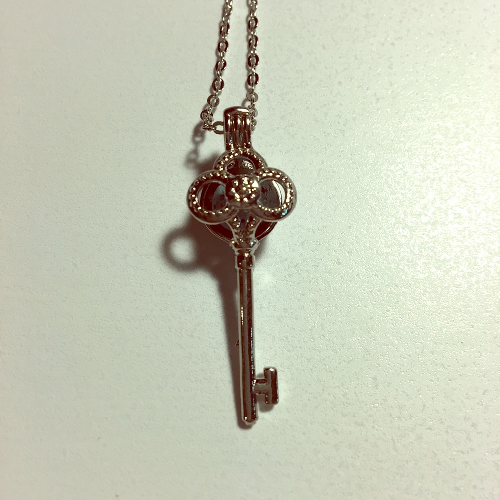 Skeleton Key Essential Oil Diffuser Necklace