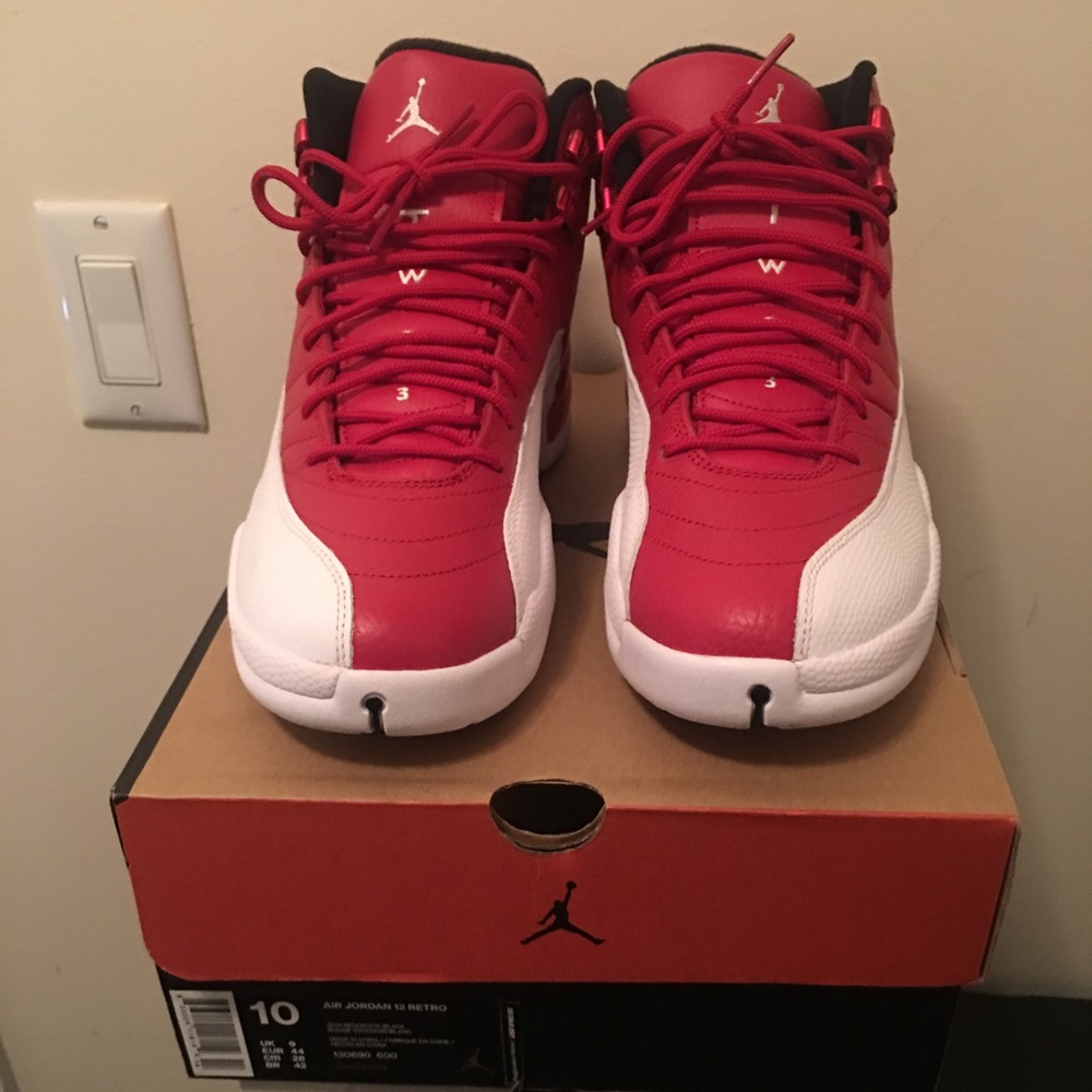 Jordan 12 Alt