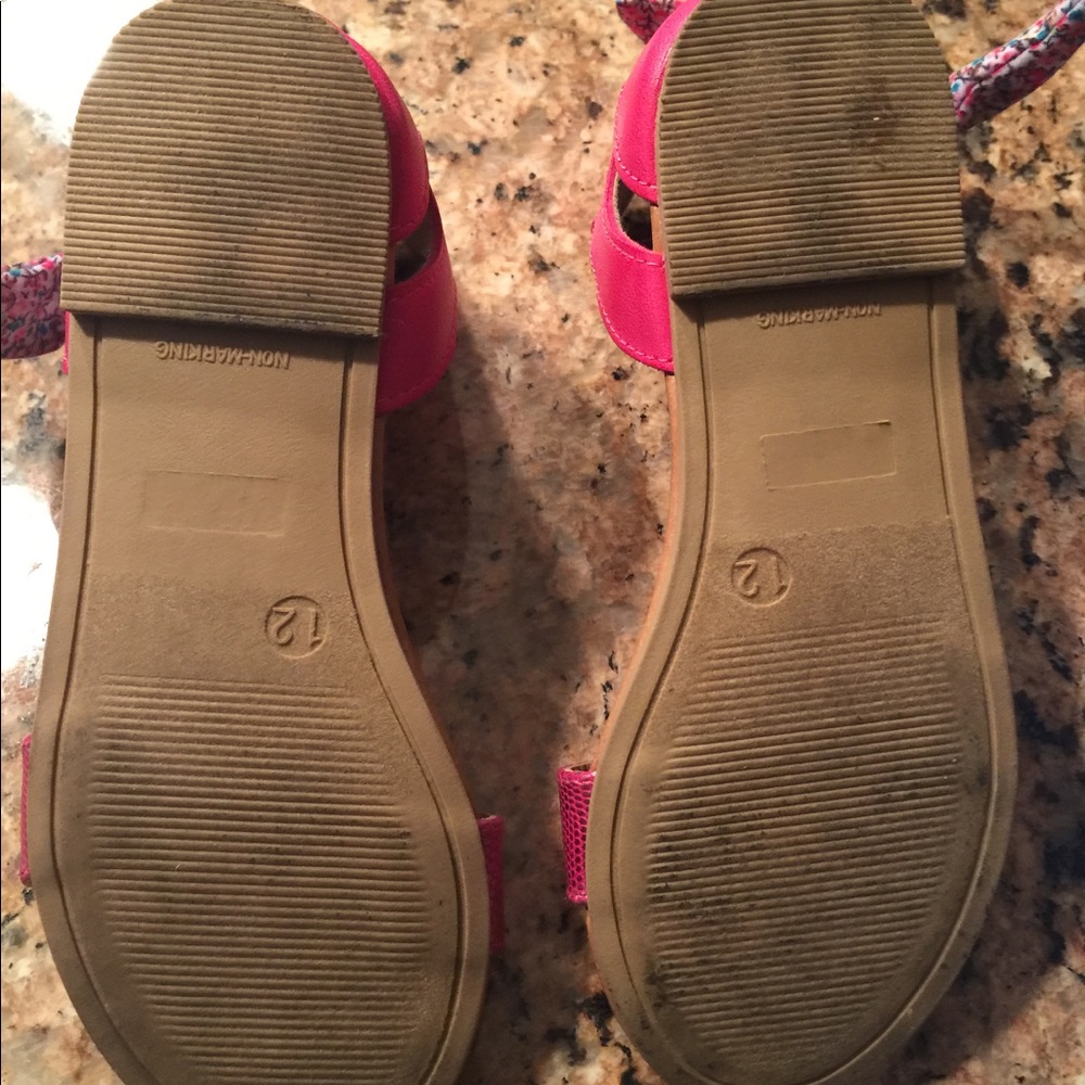 Girl Sandals - Picture 3 of 3