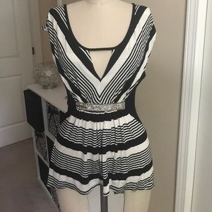 NWOT Venus tunic with cut out