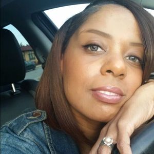 Meet your Posher, Dara